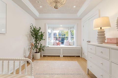 Photo 27 at 12 Hewitt Avenue, Swansea, Toronto