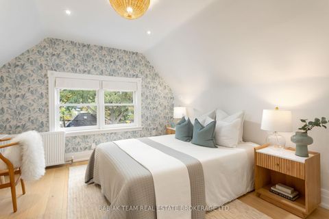 Photo 32 at 12 Hewitt Avenue, Swansea, Toronto