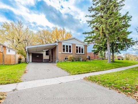 Photo 2 at 335 Burrows Hall Boulevard, Malvern, Toronto