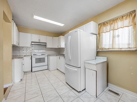 Photo 12 at 335 Burrows Hall Boulevard, Malvern, Toronto