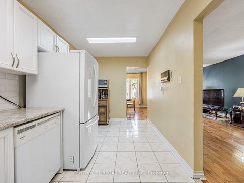 Photo 13 at 335 Burrows Hall Boulevard, Malvern, Toronto