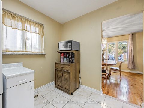 Photo 14 at 335 Burrows Hall Boulevard, Malvern, Toronto