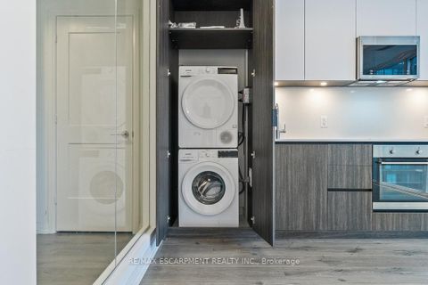 Photo 14 at 4021 - 28 Widmer Street, Waterfront Communities C1, Toronto