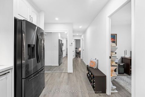 Photo 1 at 102 - 1200 Bridletowne Circle, L'Amoreaux, Toronto