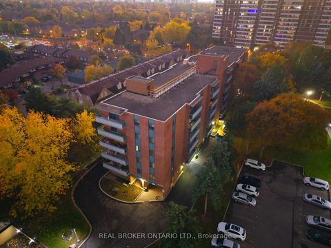 Photo 9 at 102 - 1200 Bridletowne Circle, L'Amoreaux, Toronto