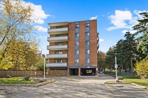 Photo 12 at 102 - 1200 Bridletowne Circle, L'Amoreaux, Toronto