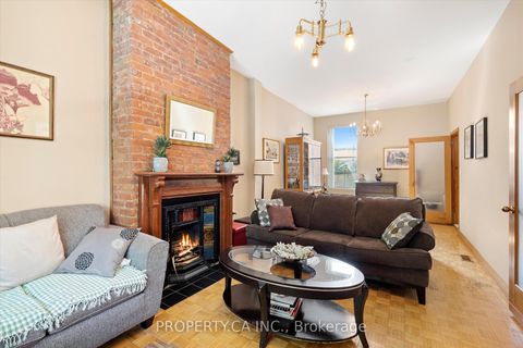 Photo 15 at 790 Manning Avenue, Annex, Toronto