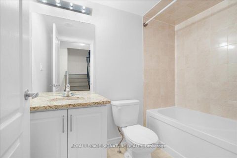 Photo 19 at 61 - 35 Applewood Lane, Etobicoke West Mall, Toronto