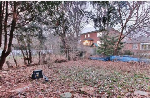 Photo 2 at 360 Lawrence Avenue W, Nortown, Toronto