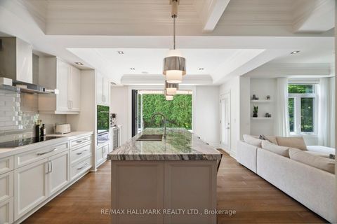 Photo 8 at 2092 PINEVALLEY Crescent, JC Joshua Creek, Oakville