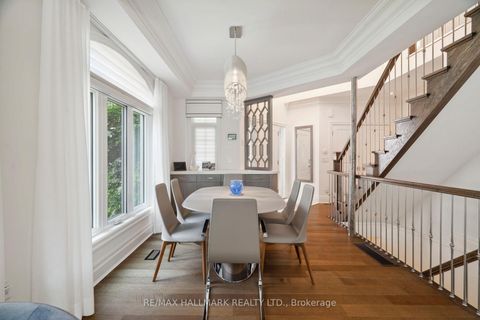 Photo 13 at 2092 PINEVALLEY Crescent, JC Joshua Creek, Oakville