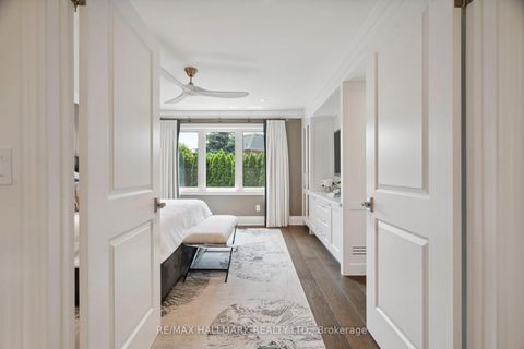 Photo 15 at 2092 PINEVALLEY Crescent, JC Joshua Creek, Oakville