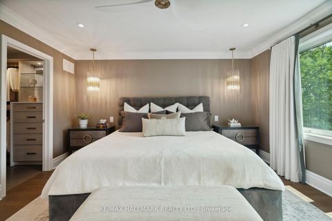 Photo 16 at 2092 PINEVALLEY Crescent, JC Joshua Creek, Oakville