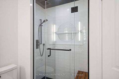 Photo 25 at 2092 PINEVALLEY Crescent, JC Joshua Creek, Oakville