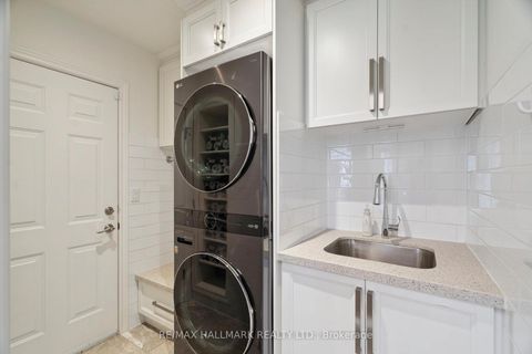 Photo 37 at 2092 PINEVALLEY Crescent, JC Joshua Creek, Oakville