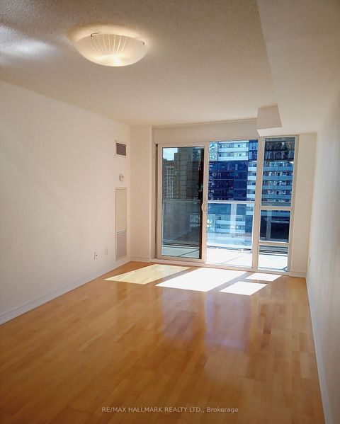 Photo 3 at 2707 - 761 Bay Street, Bay Street Corridor, Toronto