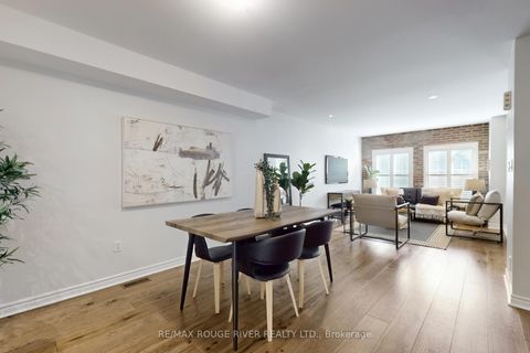 Photo 7 at 20 Rodeo Court, Newtonbrook West, Toronto