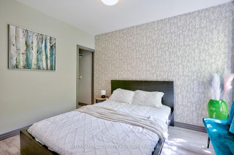 Photo 18 at 108 Shaw Street, Bellwoods, Toronto