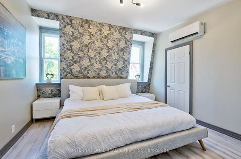 Photo 20 at 108 Shaw Street, Bellwoods, Toronto