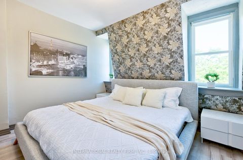 Photo 21 at 108 Shaw Street, Bellwoods, Toronto