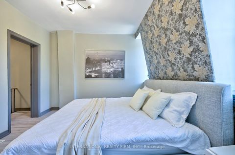 Photo 22 at 108 Shaw Street, Bellwoods, Toronto