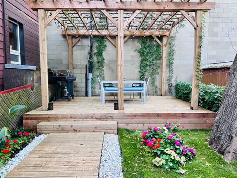 Photo 27 at 108 Shaw Street, Bellwoods, Toronto