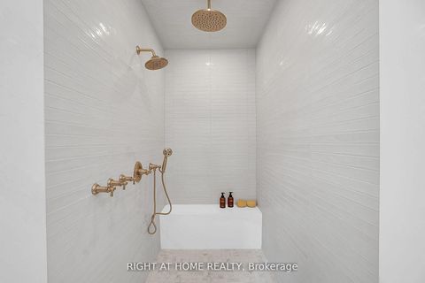 Photo 3 at 53B Puccini Drive, Oak Ridges, Richmond Hill