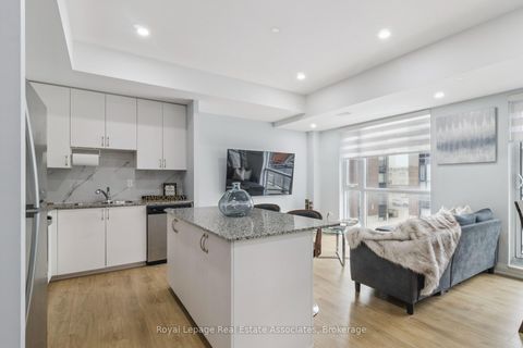 Photo 2 at D203 - 5289 Highway 7, Vaughan Grove, Vaughan