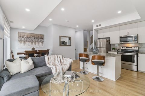 Photo 3 at D203 - 5289 Highway 7, Vaughan Grove, Vaughan