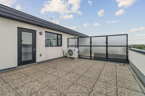 Photo 17 at D203 - 5289 Highway 7, Vaughan Grove, Vaughan