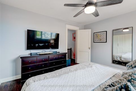Photo 16 at 31 Glenmount Park Road, Danforth, Toronto