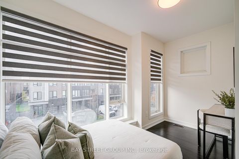 Photo 19 at 187 Salterton Circle, Maple, Vaughan