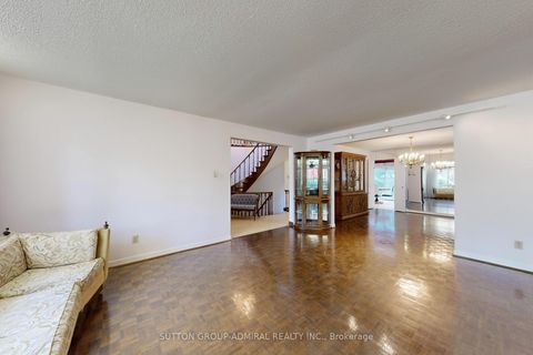 Photo 4 at 35 Nevada Avenue, Newtonbrook East, Toronto