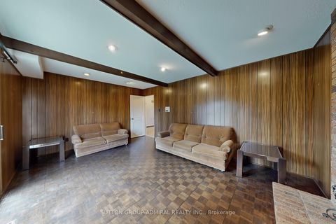 Photo 12 at 35 Nevada Avenue, Newtonbrook East, Toronto