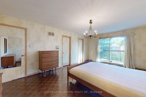 Photo 25 at 35 Nevada Avenue, Newtonbrook East, Toronto