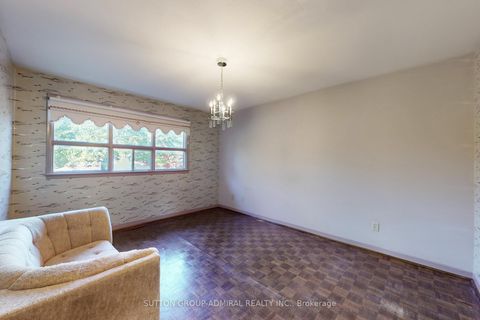 Photo 31 at 35 Nevada Avenue, Newtonbrook East, Toronto