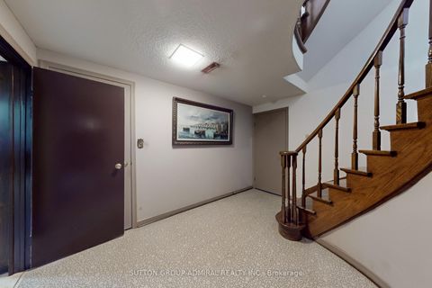 Photo 35 at 35 Nevada Avenue, Newtonbrook East, Toronto