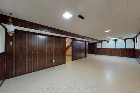 Photo 37 at 35 Nevada Avenue, Newtonbrook East, Toronto