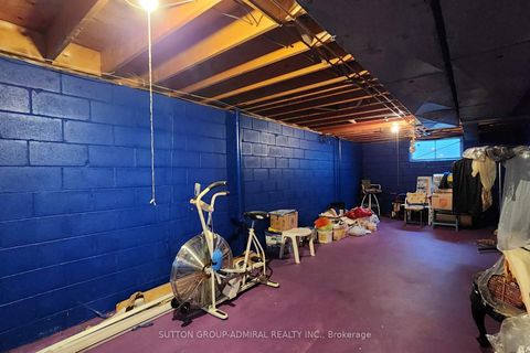 Photo 43 at 35 Nevada Avenue, Newtonbrook East, Toronto