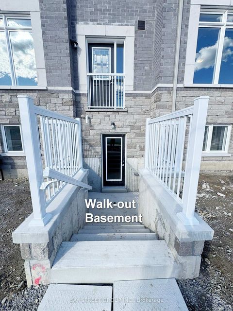 Photo 1 at 167 Seguin Street, Oak Ridges, Richmond Hill