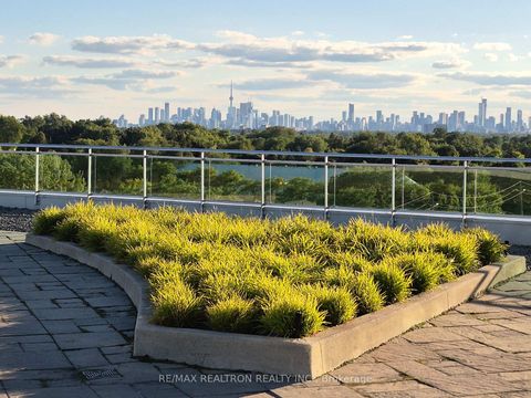 Photo 27 at 527 - 60 Fairfax Crescent, Birchmount, Toronto