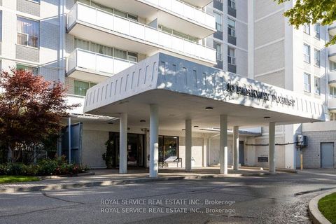 Photo 3 at 1008 - 10 Parkway Forest Drive, Henry Farm, Toronto