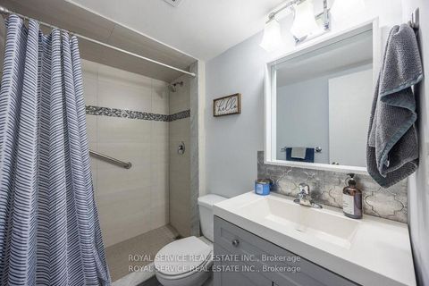 Photo 25 at 1008 - 10 Parkway Forest Drive, Henry Farm, Toronto