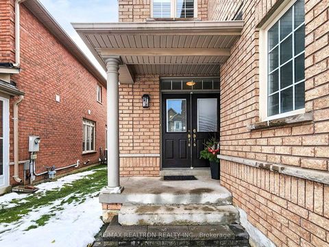 Photo 2 at 39 Venture Avenue, Rouge Woods, Richmond Hill