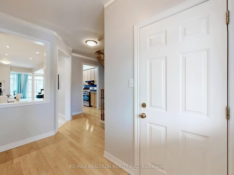 Photo 25 at 39 Venture Avenue, Rouge Woods, Richmond Hill