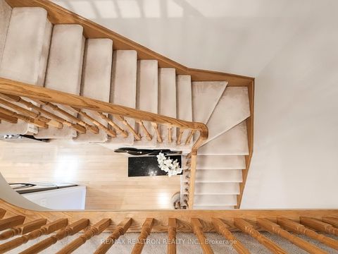 Photo 29 at 39 Venture Avenue, Rouge Woods, Richmond Hill