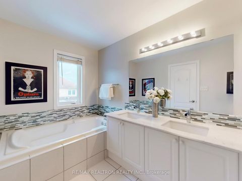 Photo 35 at 39 Venture Avenue, Rouge Woods, Richmond Hill