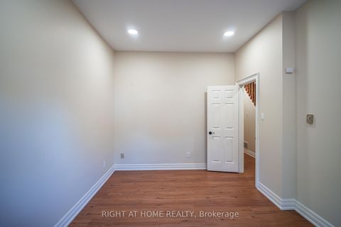 Photo 37 at 161 Cranbrooke Avenue, Lawrence Park North, Toronto