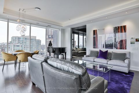 Photo 2 at 804 - 88 Davenport Road, Annex, Toronto