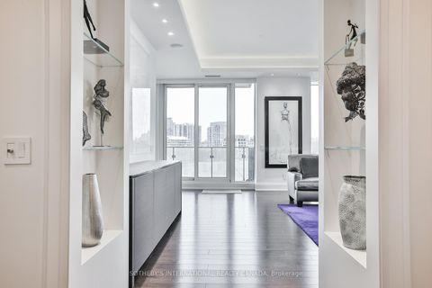 Photo 11 at 804 - 88 Davenport Road, Annex, Toronto